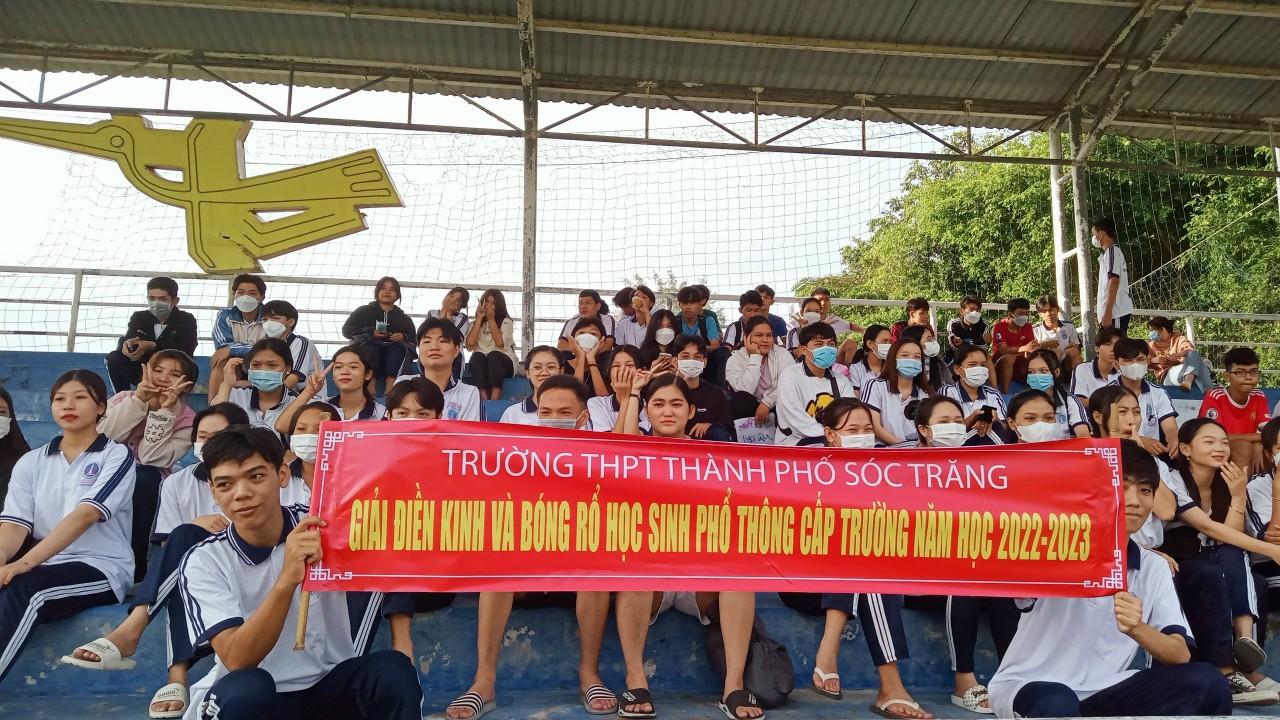 Tổ chức Giải Điền kinh và Bóng rổ cho học sinh phổ thông cấp trường năm học 2022.