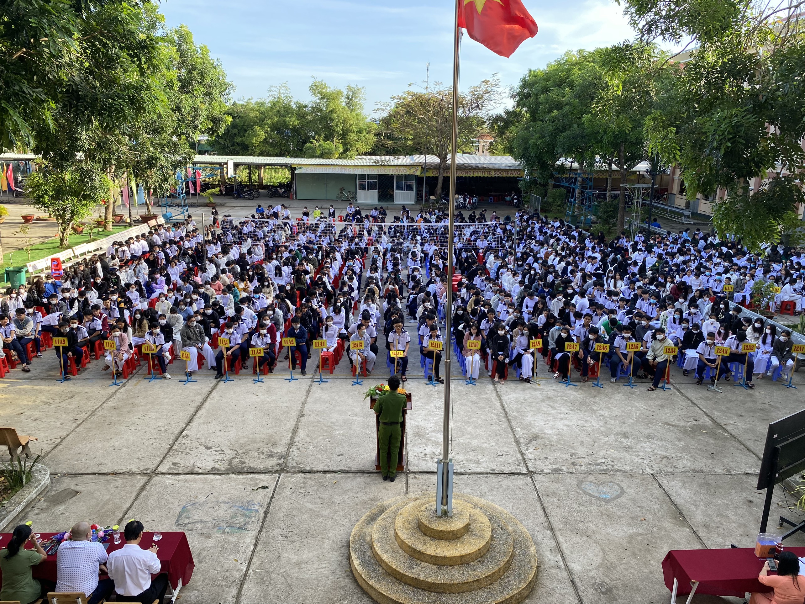 Tuyên truyền tác hại ma túy, sử dụng thuốc lá điện tử, phòng chống bạo lực học đường